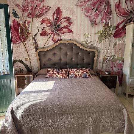 Hostal Boutique Puerta Del Sol Torrelavega Eksteriør bilde