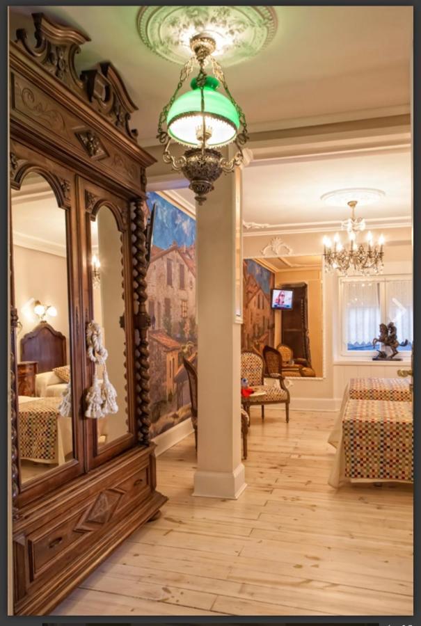 Hostal Boutique Puerta Del Sol Torrelavega Eksteriør bilde