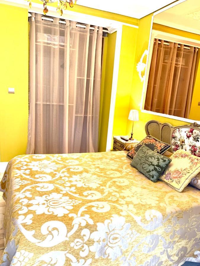Hostal Boutique Puerta Del Sol Torrelavega Eksteriør bilde