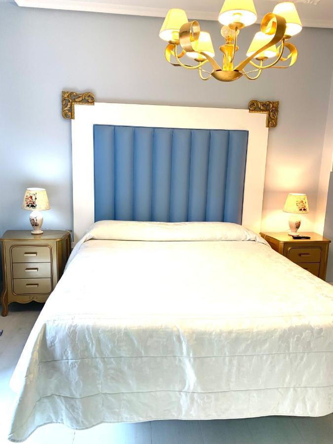 Hostal Boutique Puerta Del Sol Torrelavega Eksteriør bilde