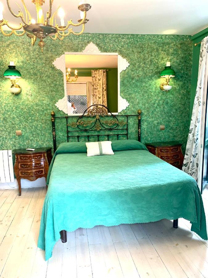 Hostal Boutique Puerta Del Sol Torrelavega Eksteriør bilde