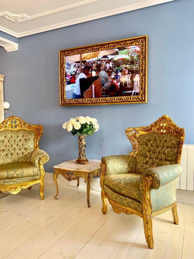 Hostal Boutique Puerta Del Sol Torrelavega Eksteriør bilde